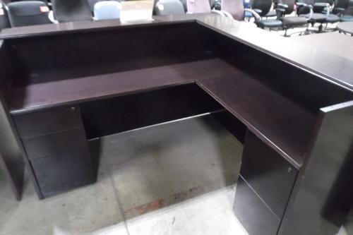 CLOSE OUT RECEPTION DESK