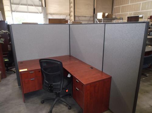 USED OFFICE PARTITIONS