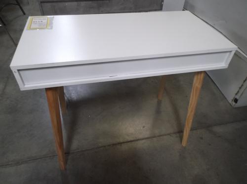 SMALL HOME OFFICE DESK