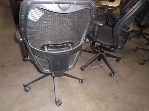 USED MESH BACK CHAIRS