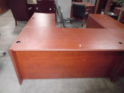 USED L-SHAPE LAMINATE DESK