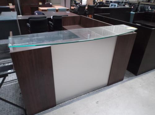 USED MAVERICK RECEPTION DESK