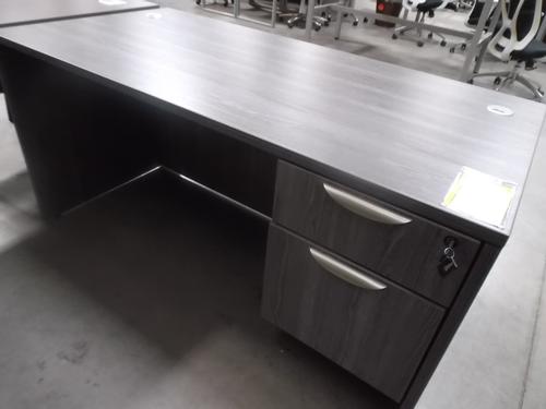 IN STOCK DESK!