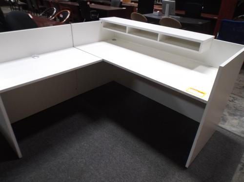 USED LAMINATE RECEPTION DESK