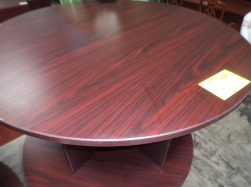 USED ROUND CONFERENCE/MEETING TABLES